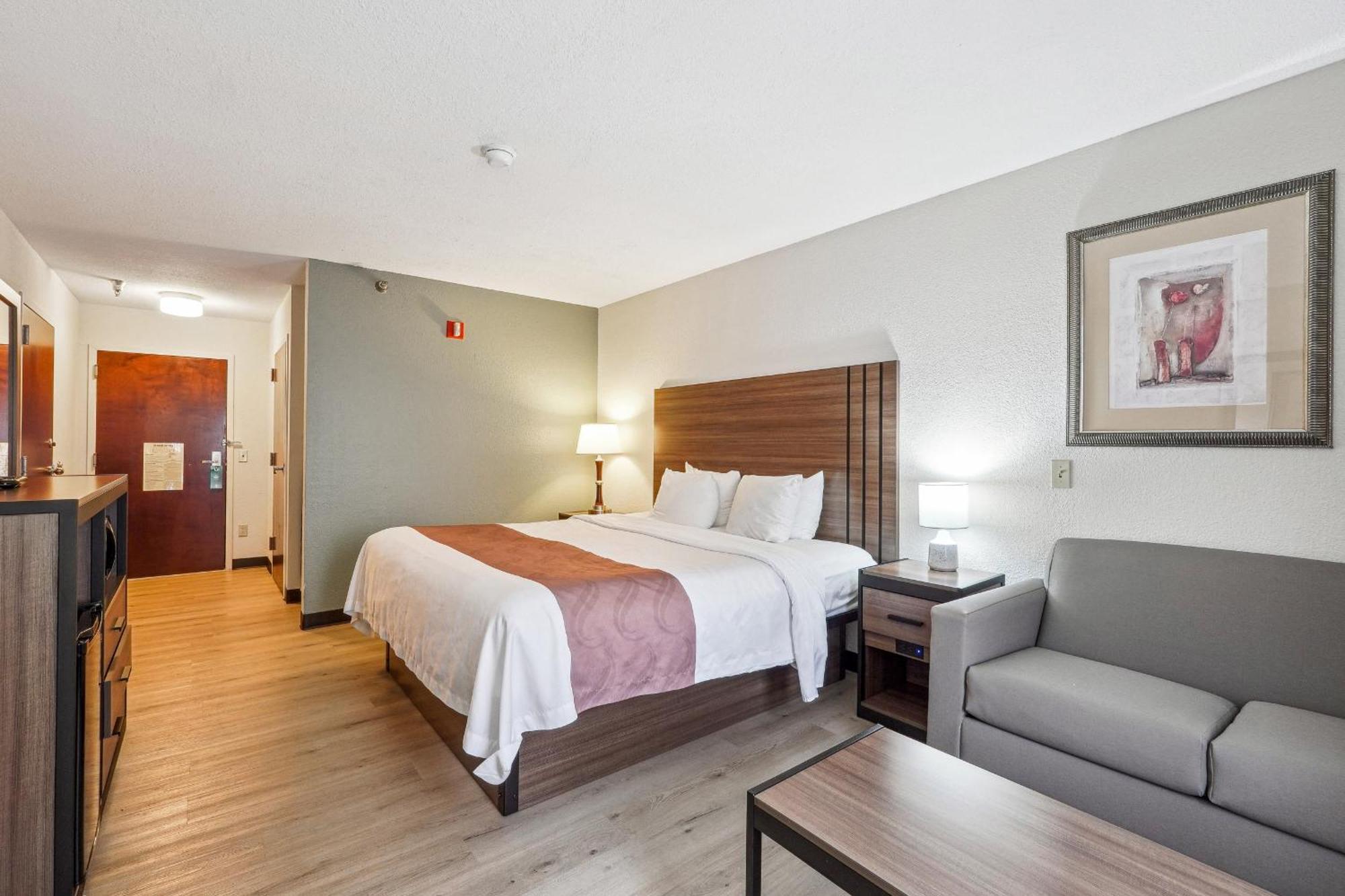 דוסונוויל Quality Inn & Suites מראה חיצוני תמונה