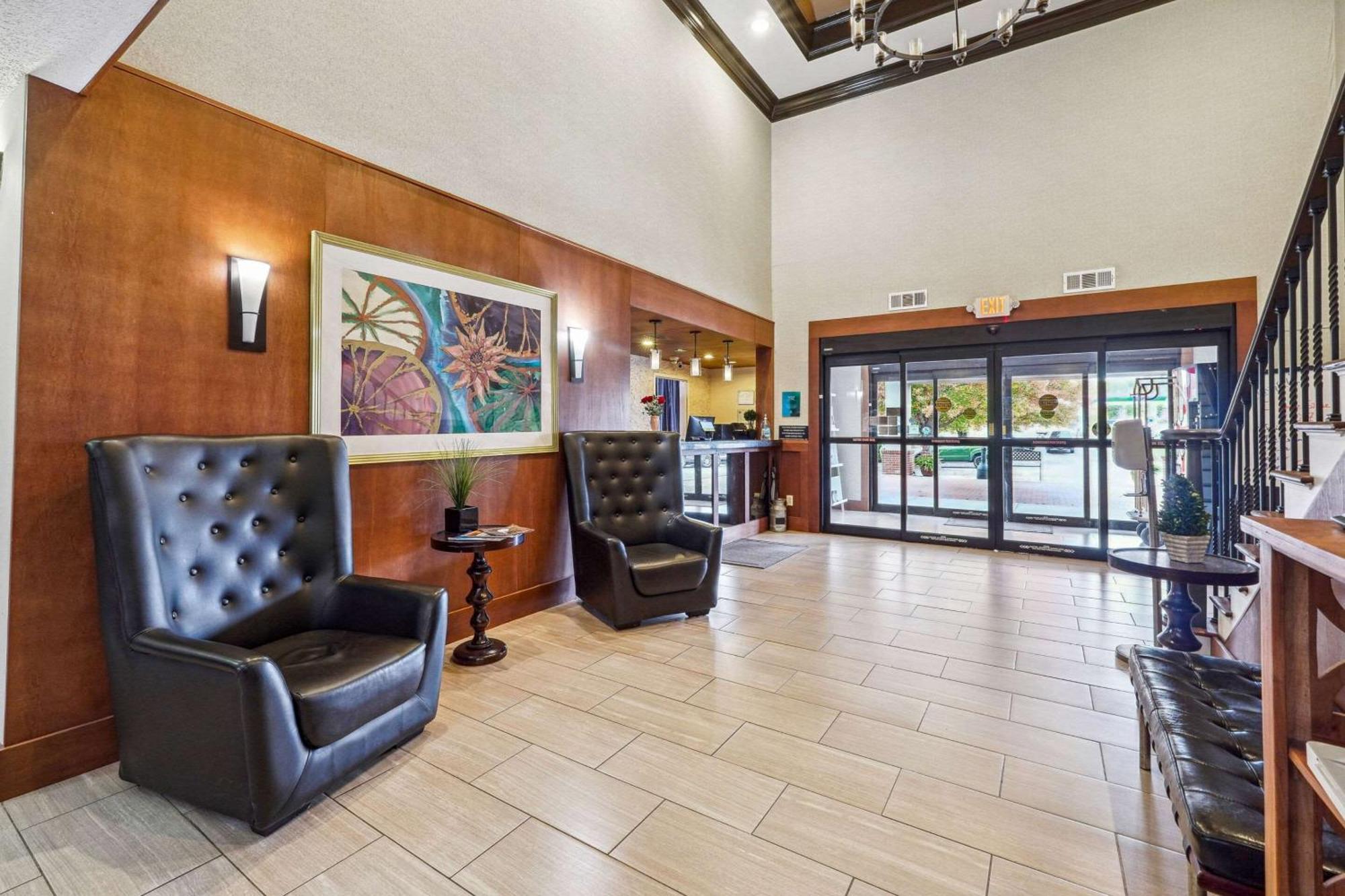 דוסונוויל Quality Inn & Suites מראה חיצוני תמונה